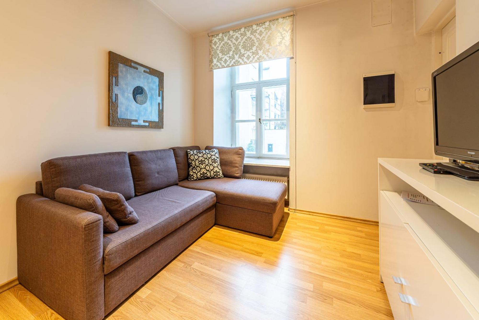 Yoga Residence Apartments Талин Екстериор снимка