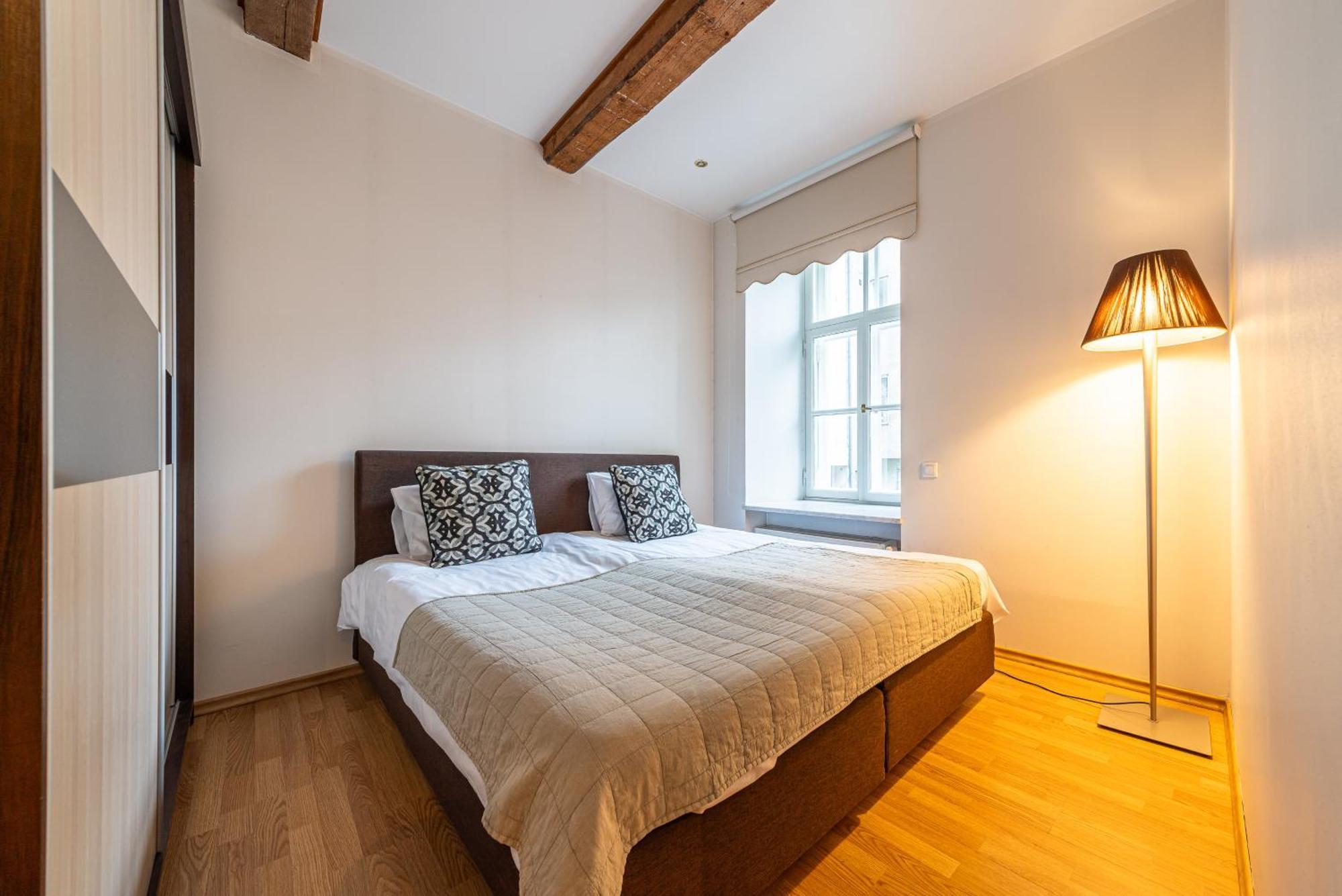 Yoga Residence Apartments Талин Екстериор снимка