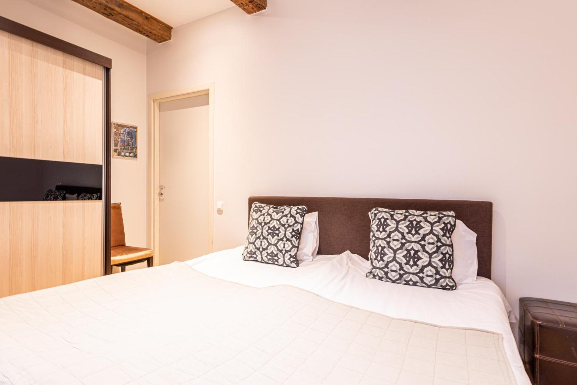 Yoga Residence Apartments Талин Екстериор снимка