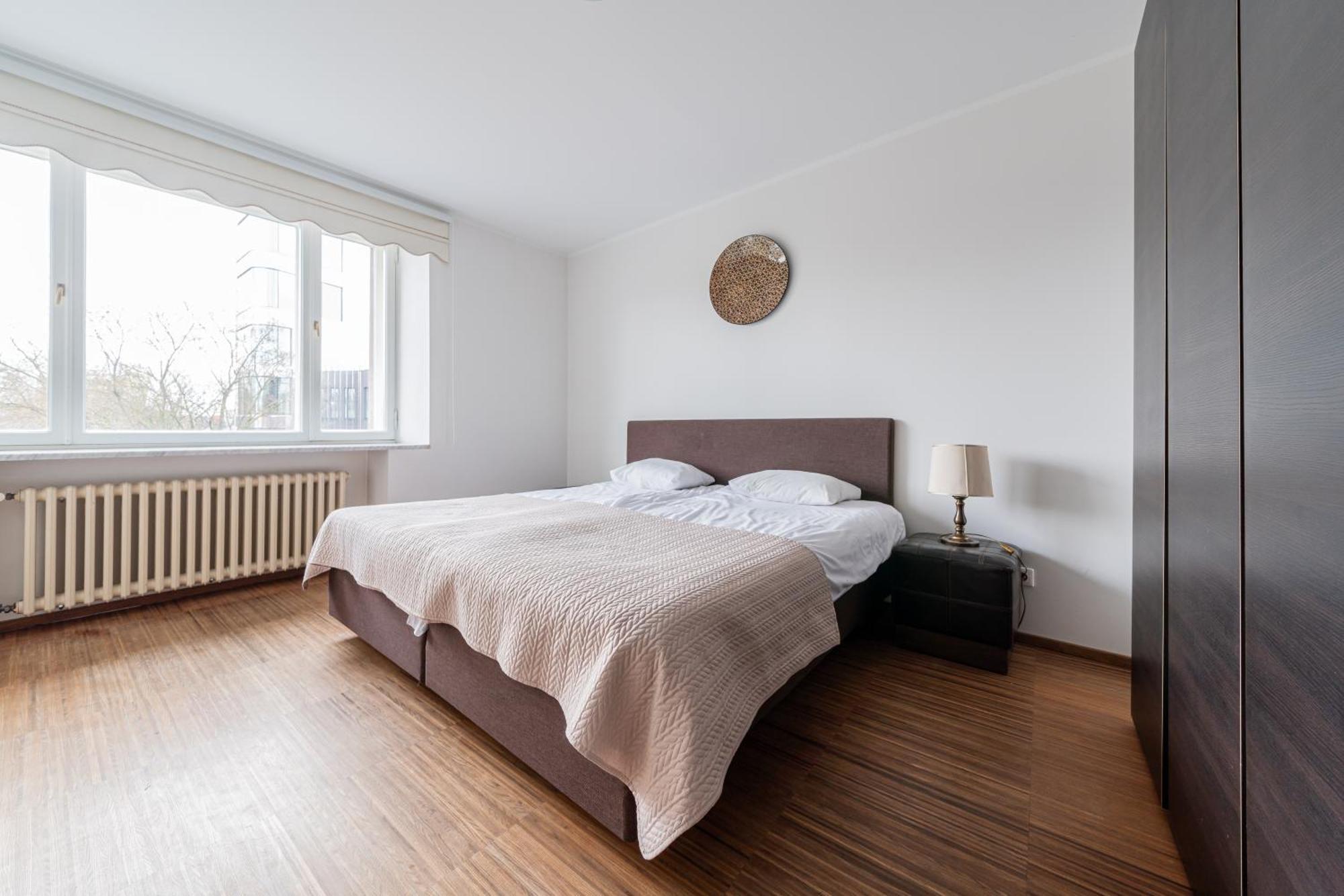 Yoga Residence Apartments Талин Екстериор снимка