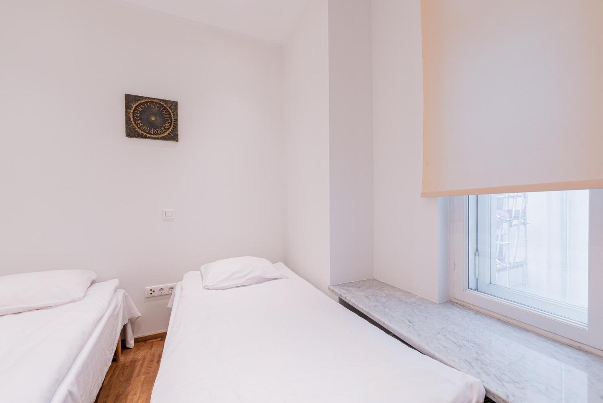 Yoga Residence Apartments Талин Екстериор снимка