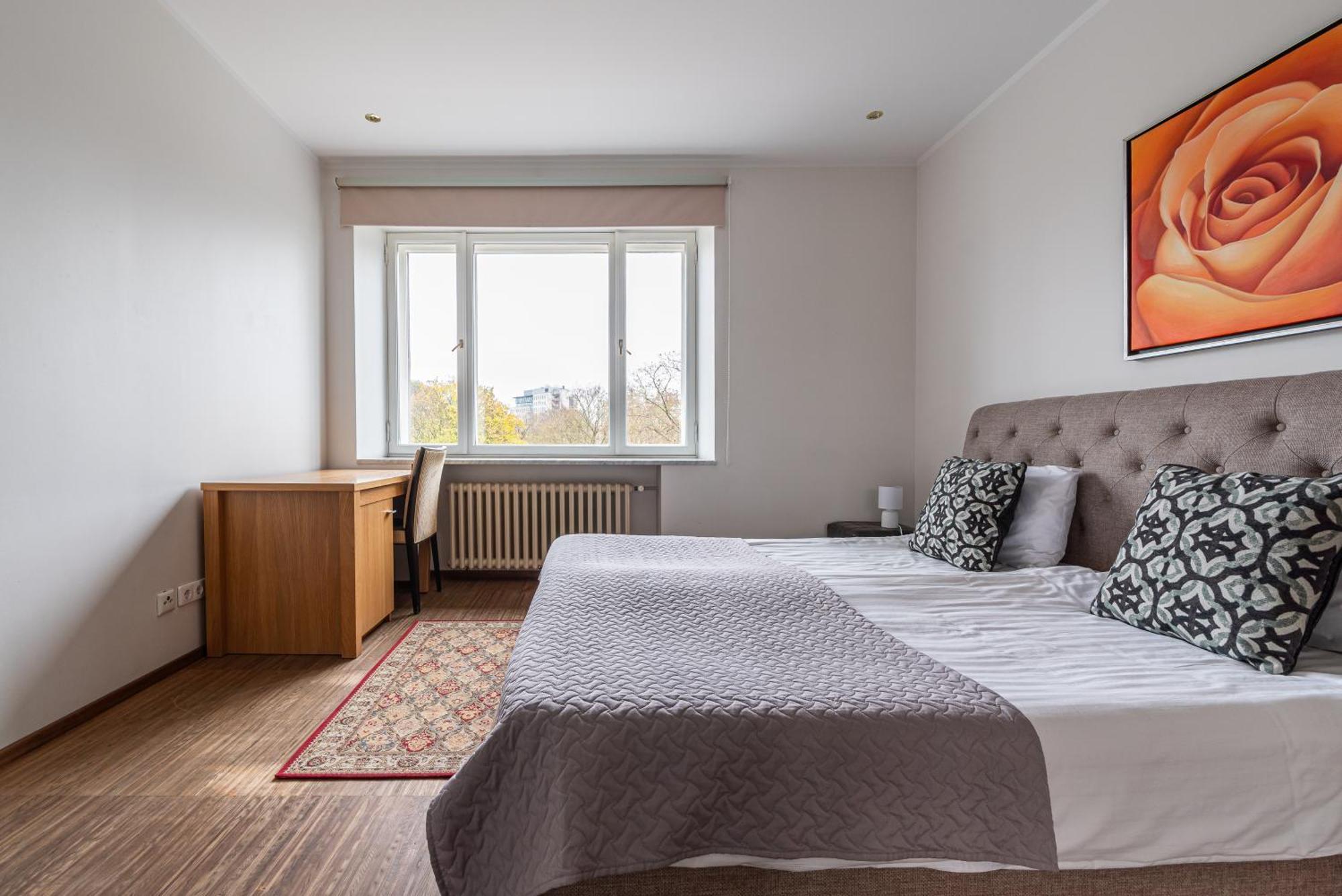 Yoga Residence Apartments Талин Екстериор снимка
