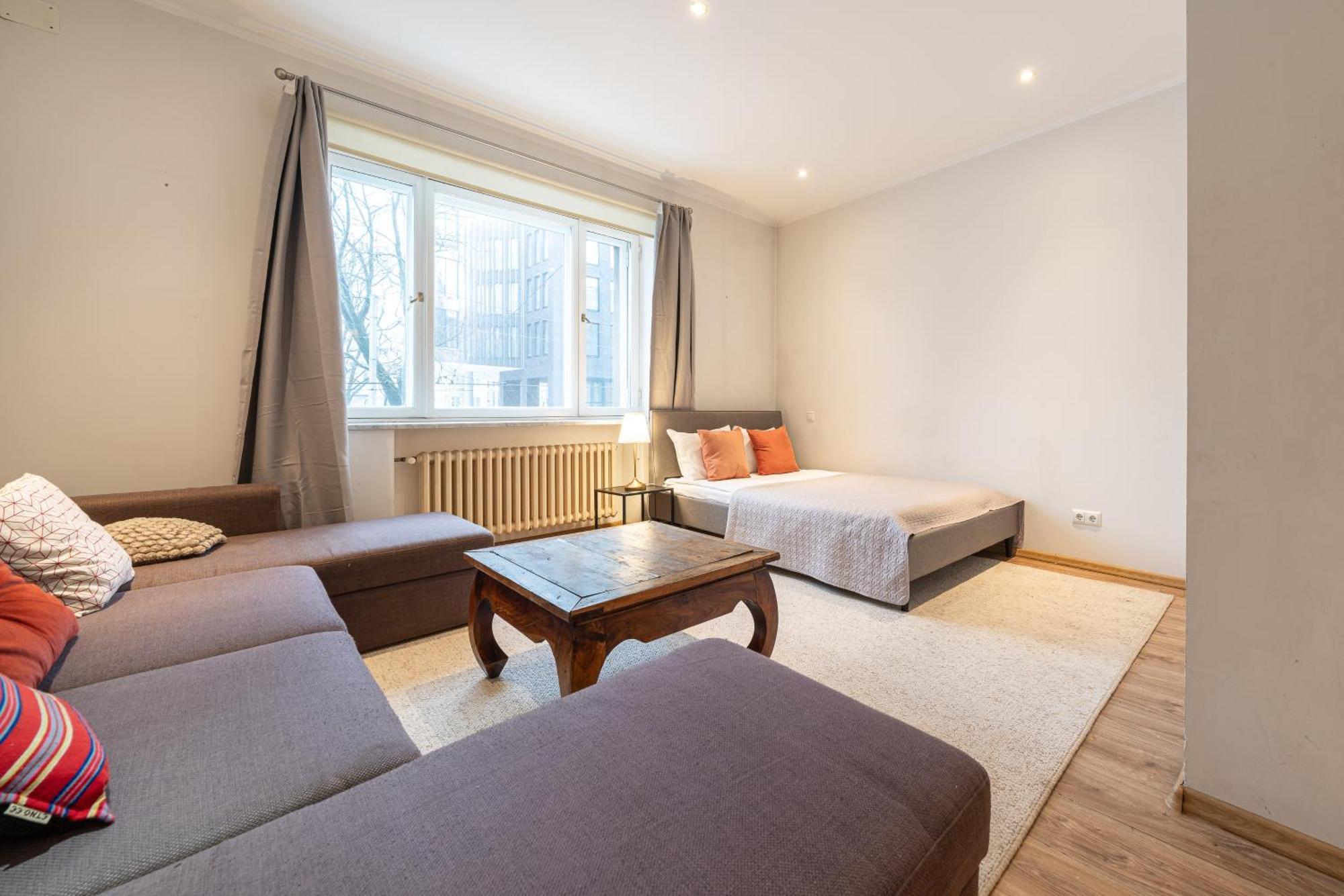 Yoga Residence Apartments Талин Екстериор снимка