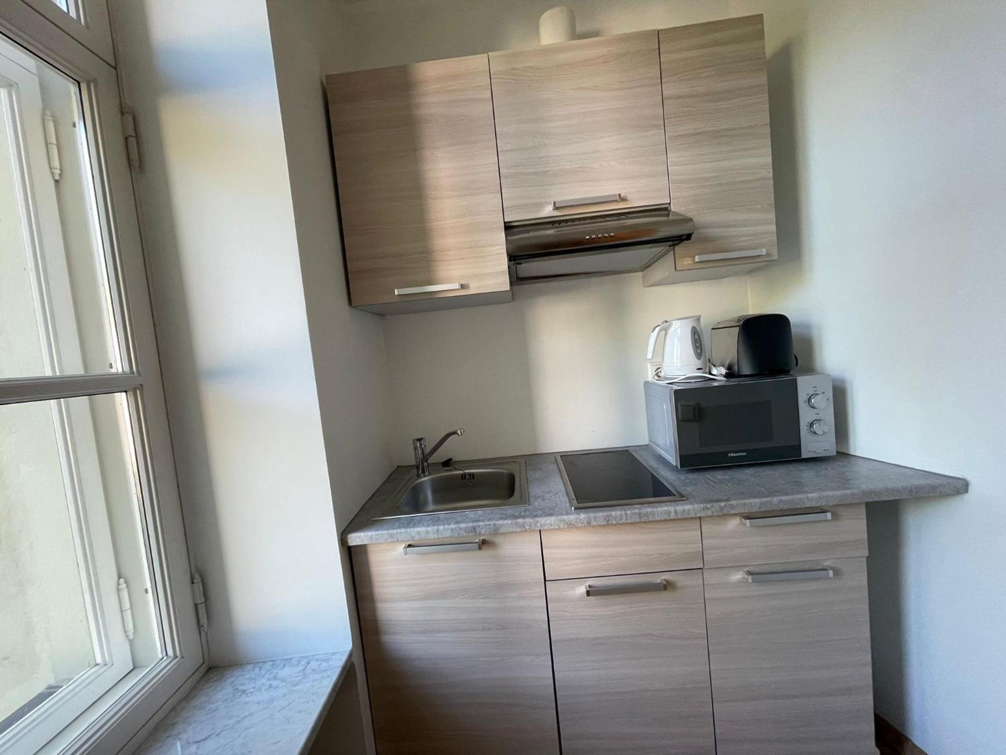 Yoga Residence Apartments Талин Екстериор снимка