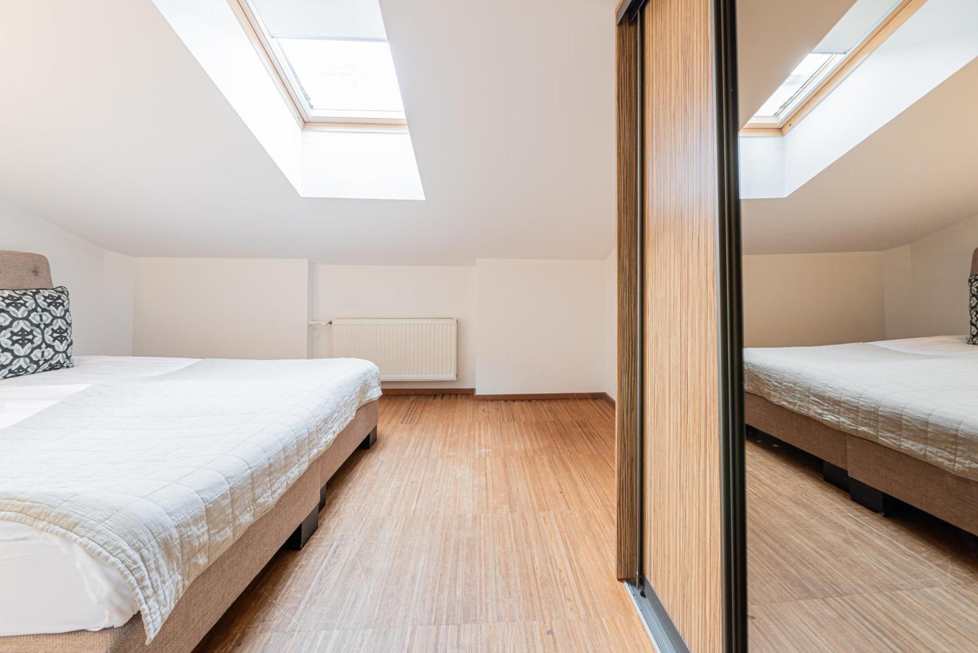 Yoga Residence Apartments Талин Екстериор снимка